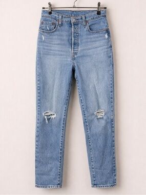 Levi’s 501 Women’s Jeans 29x30* Light Wash Distressed High Rise Straight Leg